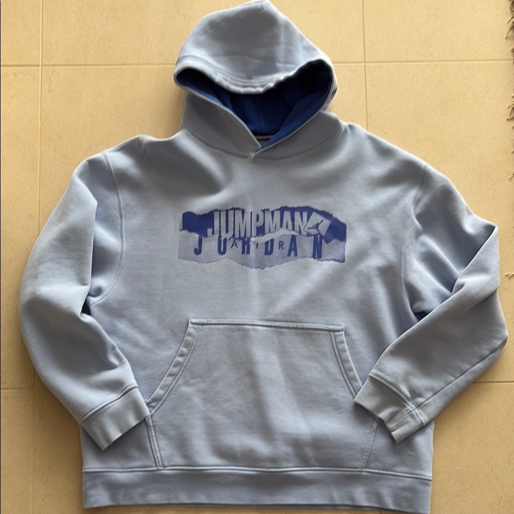 Jordan Jumpman Blue Sweatshirt Classic Athletic Style size XL. Worn once.